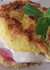 Ricetta Medaglioni di patate con mortadella con pistacchio e mozzarella.