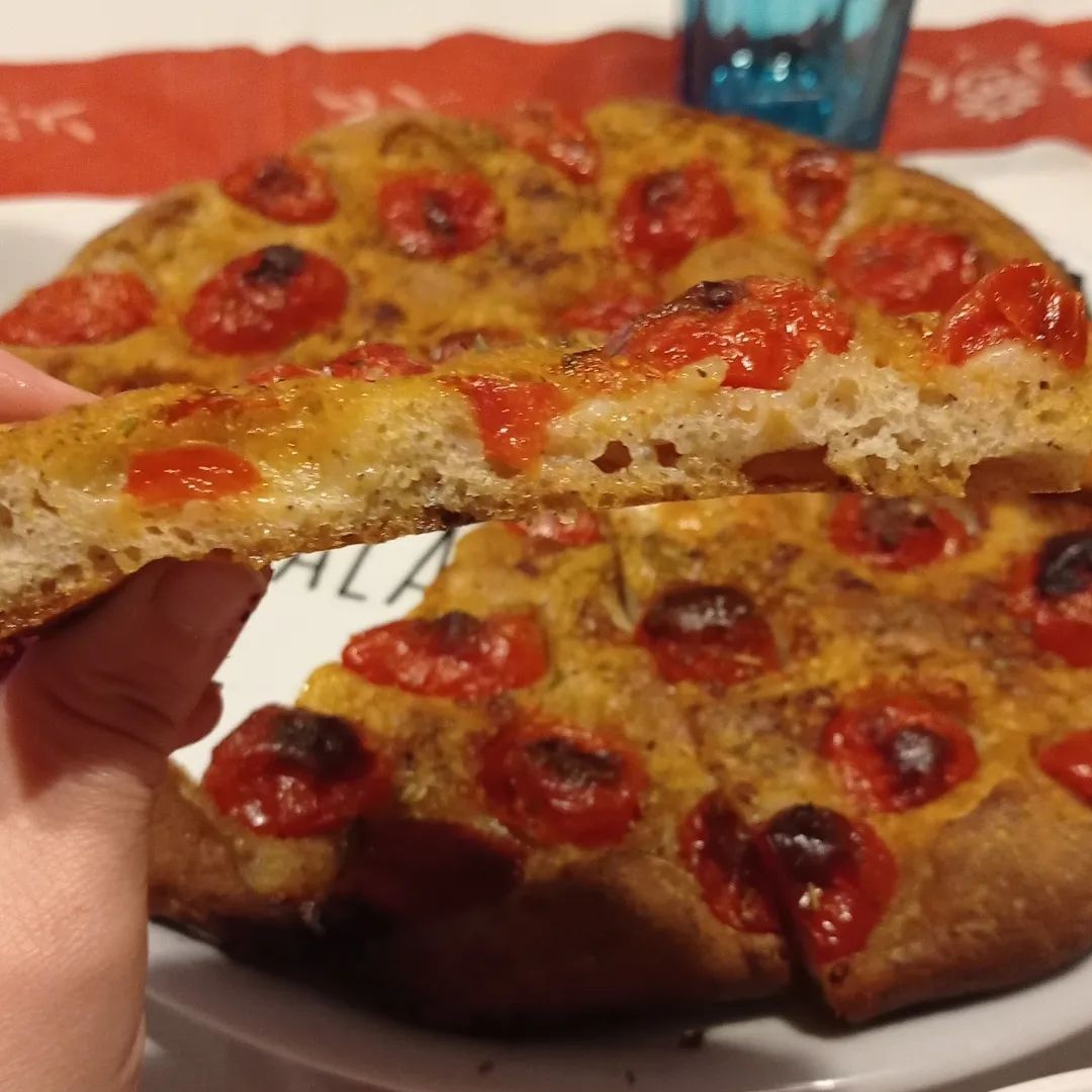 Focaccia con pomodorini con farina gluten free