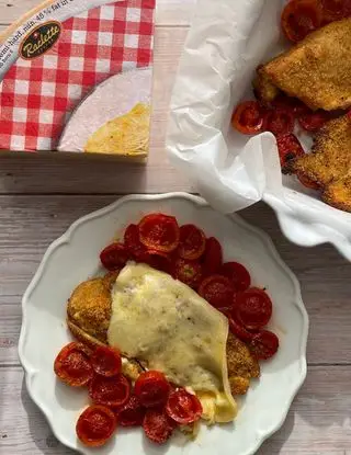 Ricetta Cotolette gustose con Raclette Suisse e pomodorini arrostiti di juless.cooking