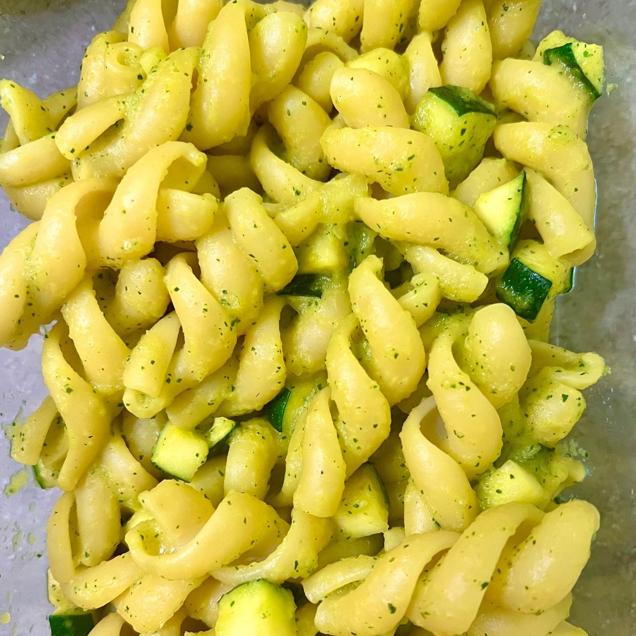 Pasta zafferano e zucchine