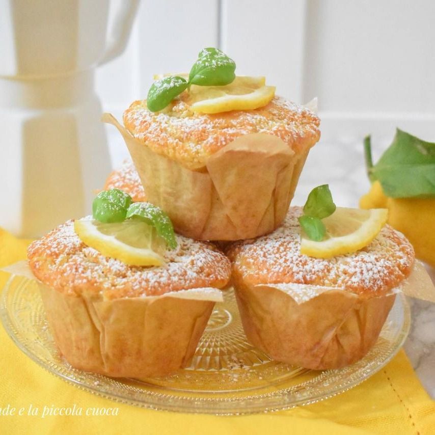 Muffin soffici al limone con mascarpone