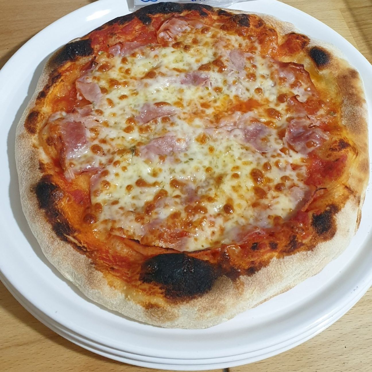 Pizza al prosciutto cotto