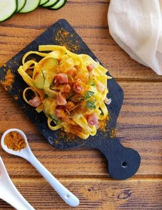 Ricetta Carbonara con curry e zucchine di giuseppina554