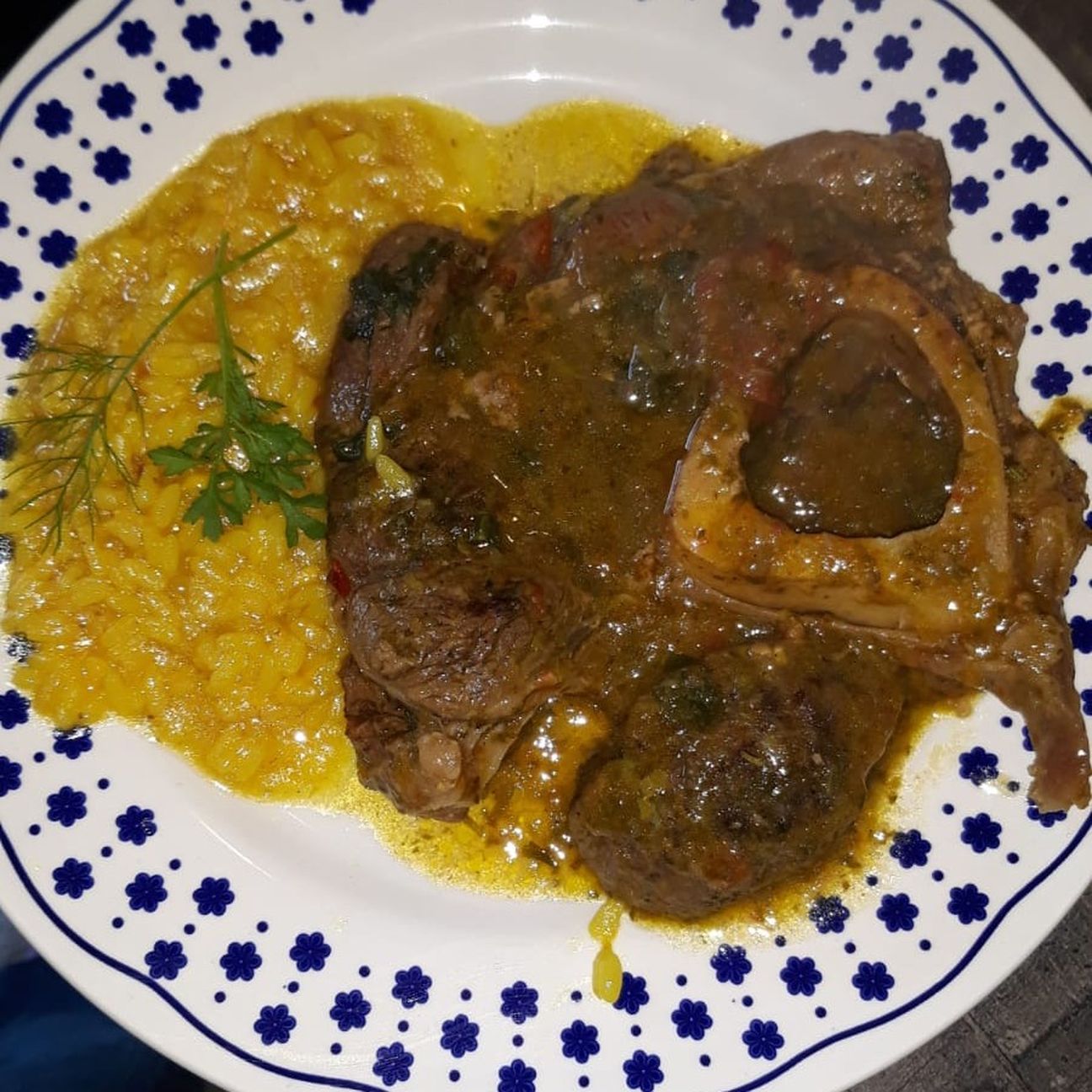 Risotto giallo e ossobuco.