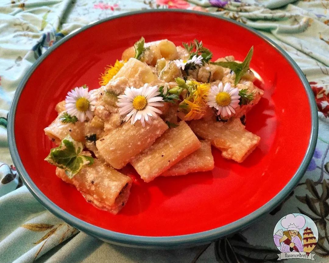 RIGATONI RICOTTA E ZUCCHINE