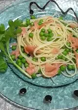 Ricetta Spaghetti salmone e piselli
