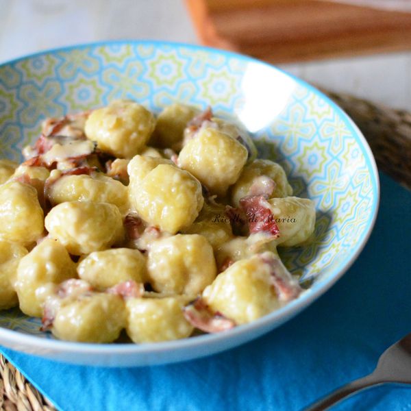 Gnocchi con Brie e Speck Al.ta Cucina
