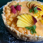 Cheesecake al mango, melone e pesca