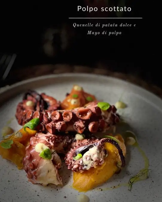 Ricetta Polpo scottato, quenelle di patata dolce e Mayo di polpo di bozza.di.colore