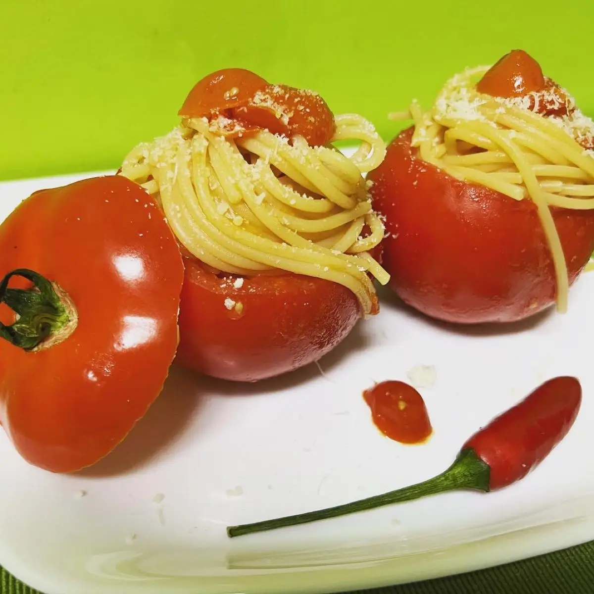 Ricetta Spaghetti al pomodoro 🍅🍅🍅🌶 di loredana705