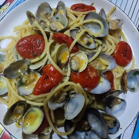 Ricetta Spaghetti alle vongole e pomodorini di Mabyflavors