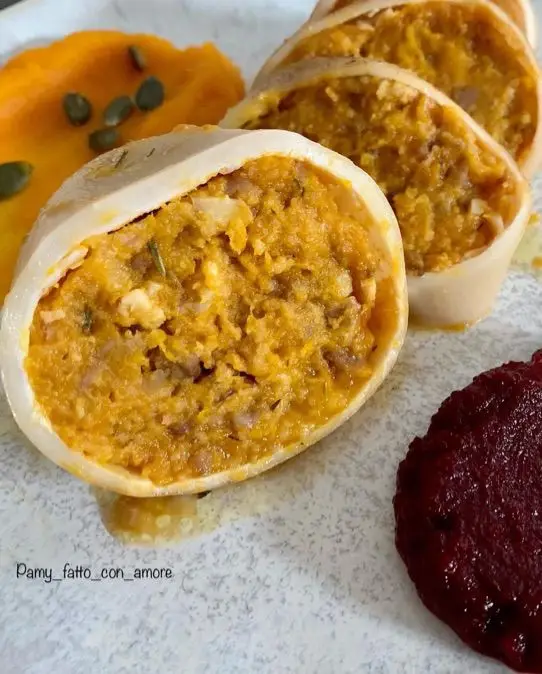 Ricetta CALAMARO RIPIENO  ZUCCA, CASTAGNE e NOCI di c77pamy