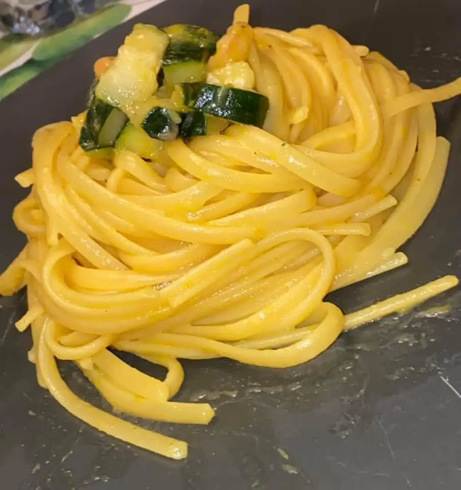 Ricetta Linguine zucchine e gamberi di silviaskitchen2
