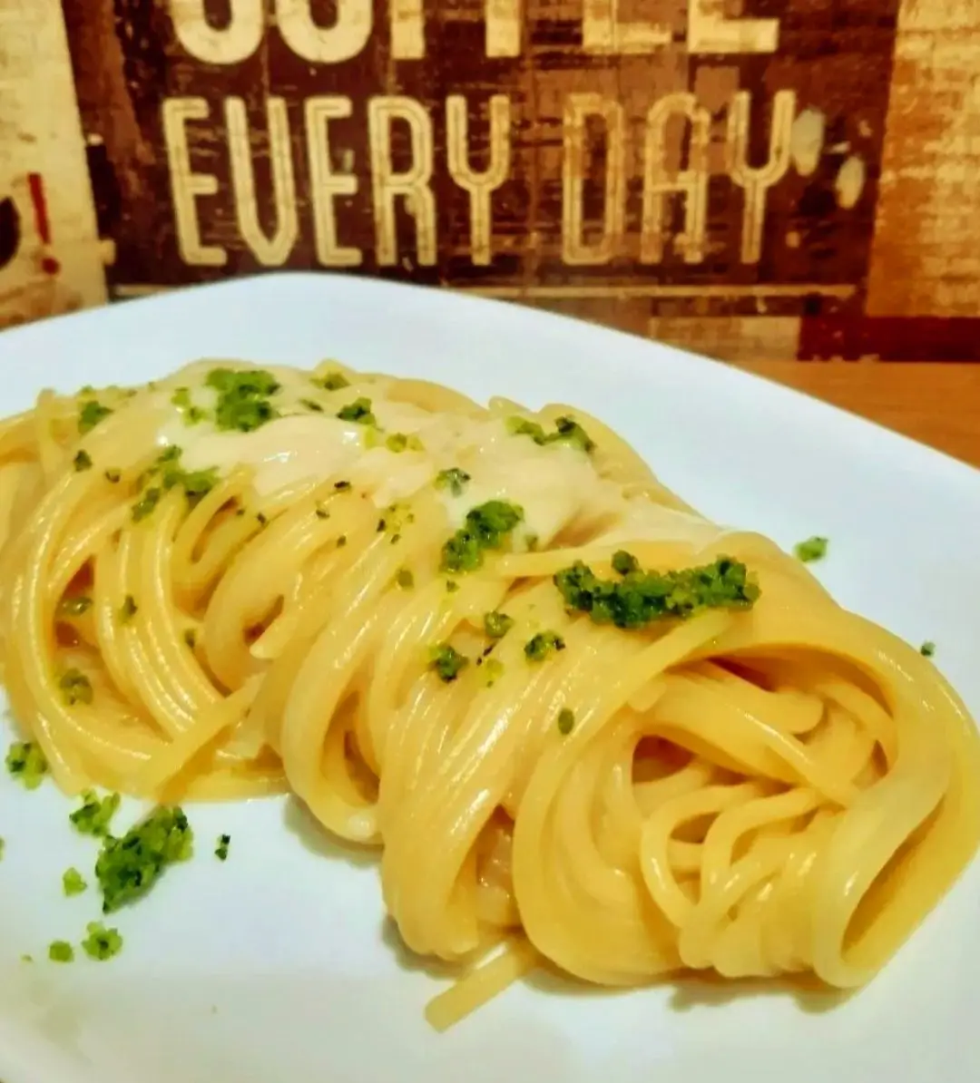 Ricetta Spaghetti cremosi al parmigiano, profumati al basilico di ledelizieditizy