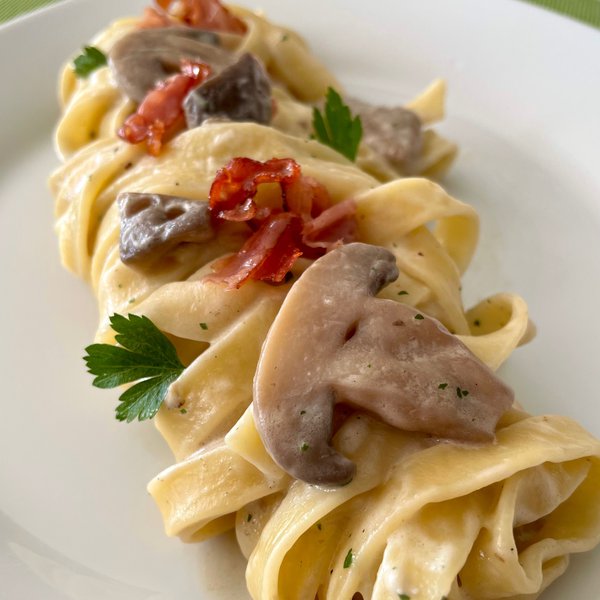 Fettuccine funghi e speck 😍 Al.ta Cucina
