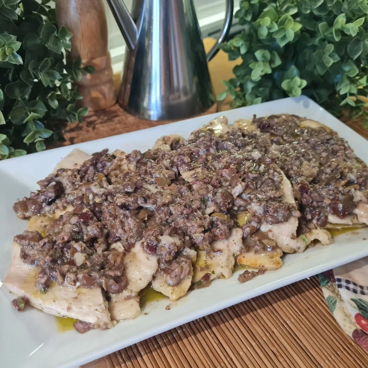 Ricetta Petto di pollo alle olive taggiasche di Briciole_di_mollica