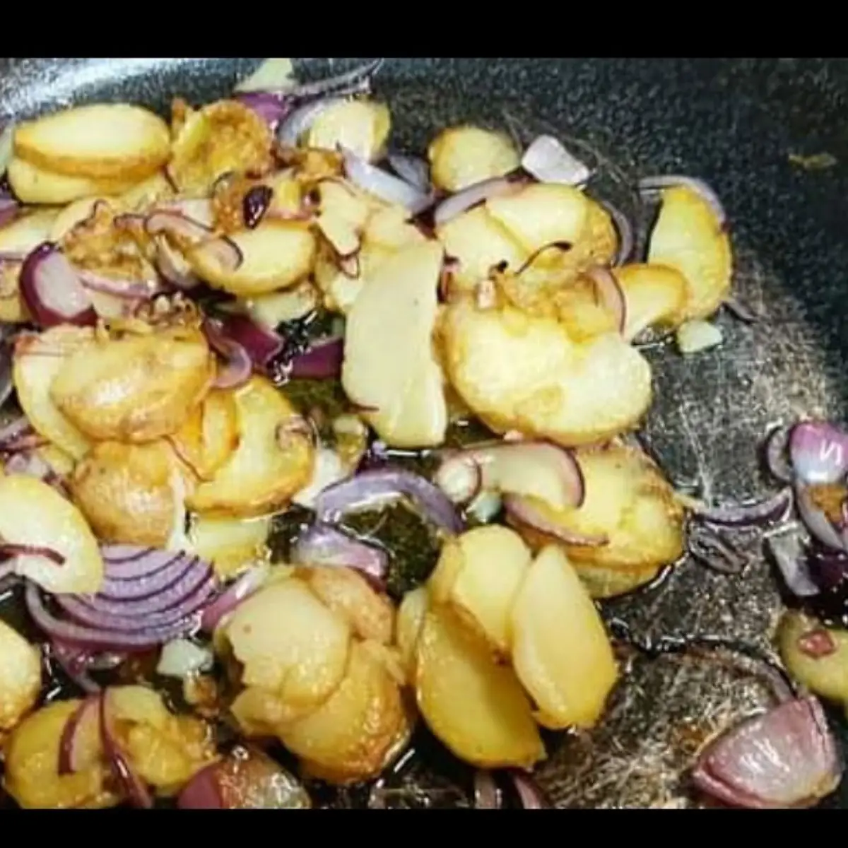 Ricetta Patate e cipolle "mpacchiuse" di Mariomazzei