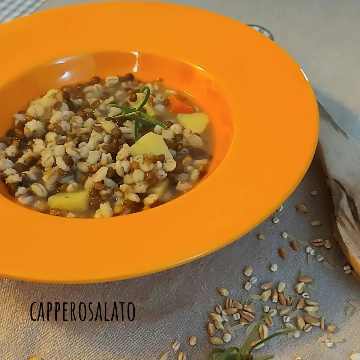 Ricetta Zuppa di orzo e lenticchie di Capperosalato