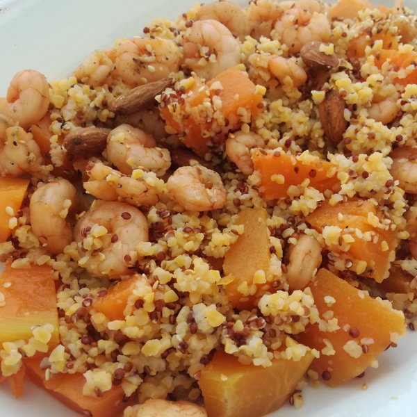 Mix Di Mais E Quinoa Con Zucca Gamberi Scottati Al Timo Semi Di Sesamo E Mandorle Al Ta Cucina