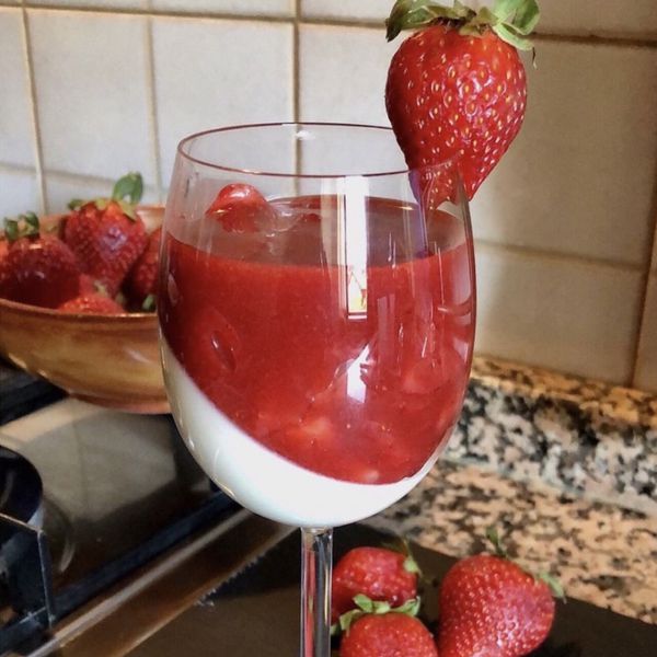 Panna cotta inclinata nel bicchiere♥️ | Al.ta Cucina