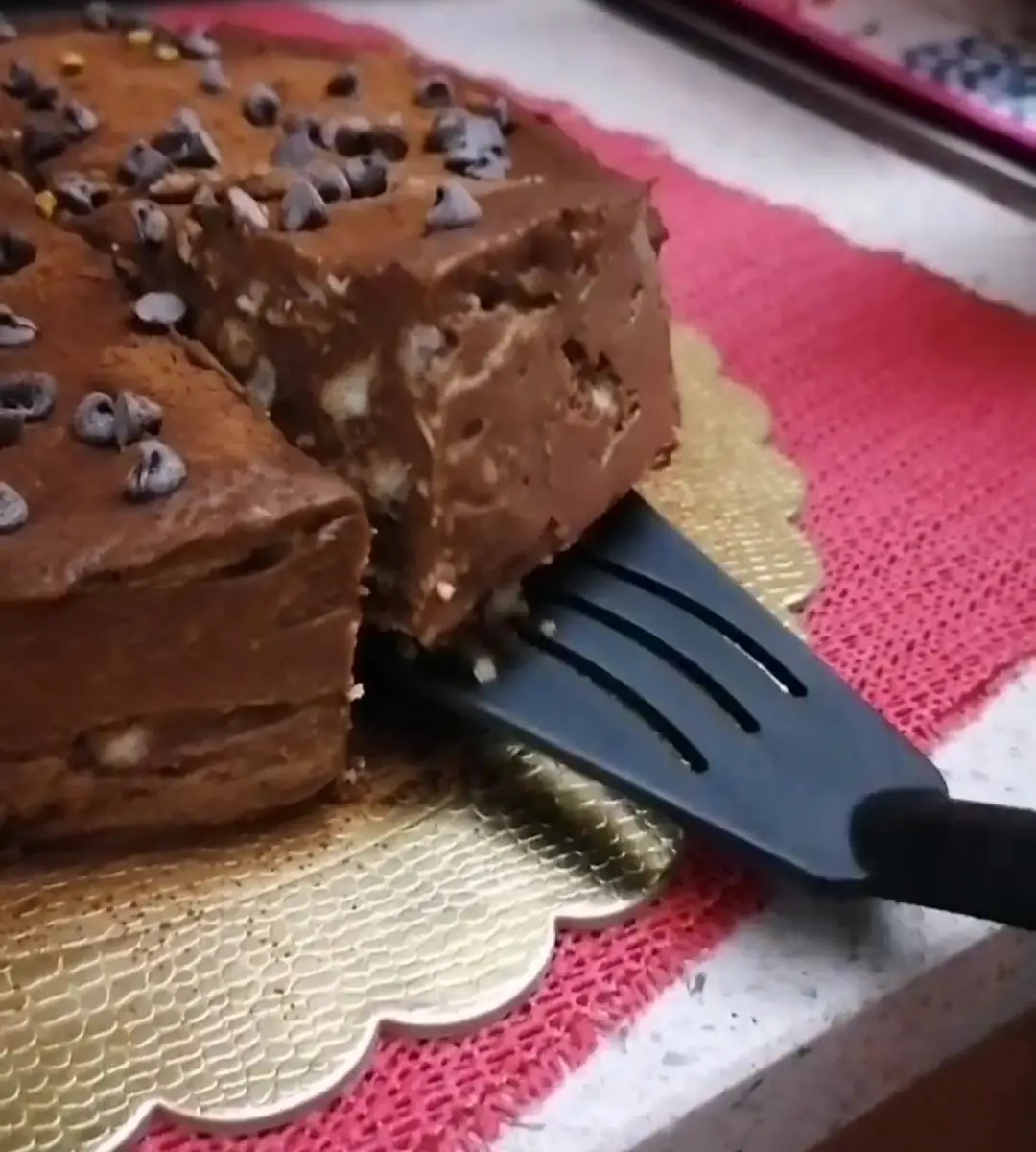 Ricetta Torta al cioccolato e biscotti di ljubica