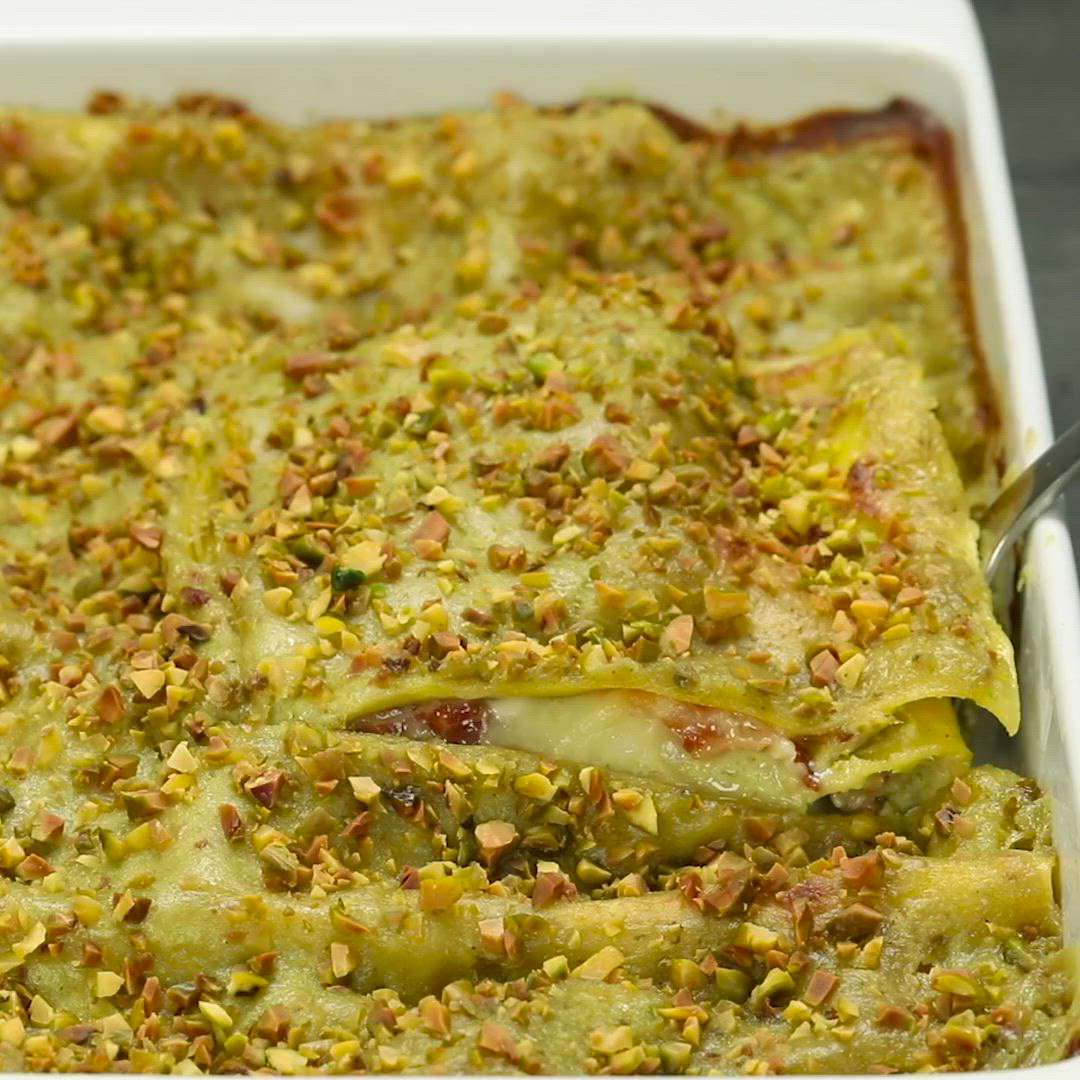 Lasagna al pistacchio con pancetta e provola Al.ta Cucina