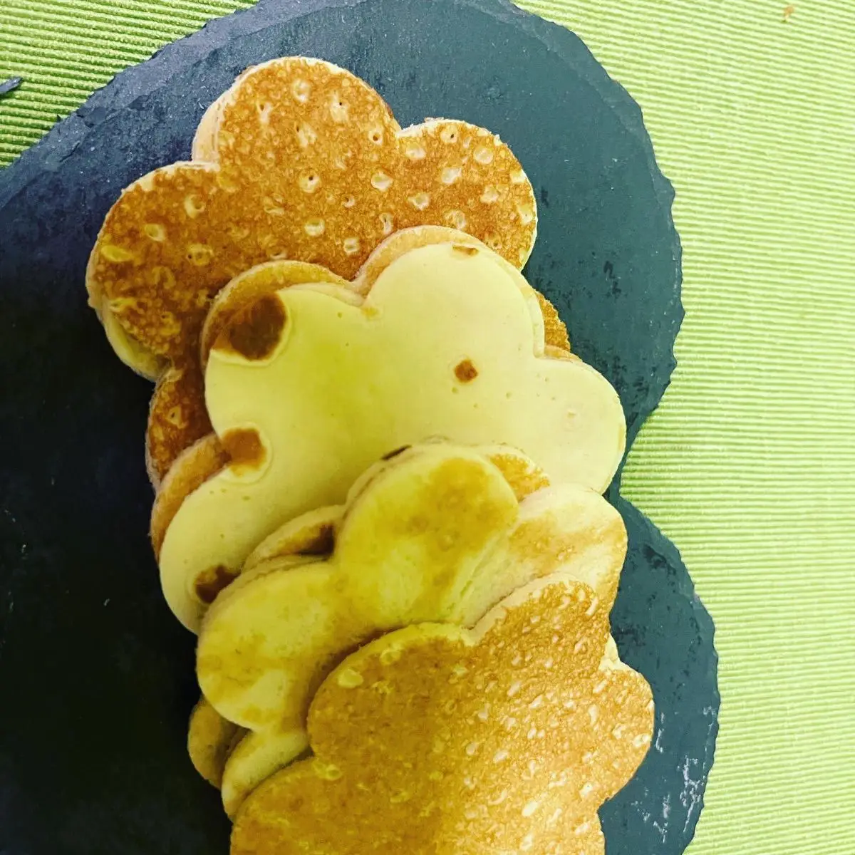 Ricetta Fiore di crêpes con sugo e provola 🌺🌺🌺 di loredana705