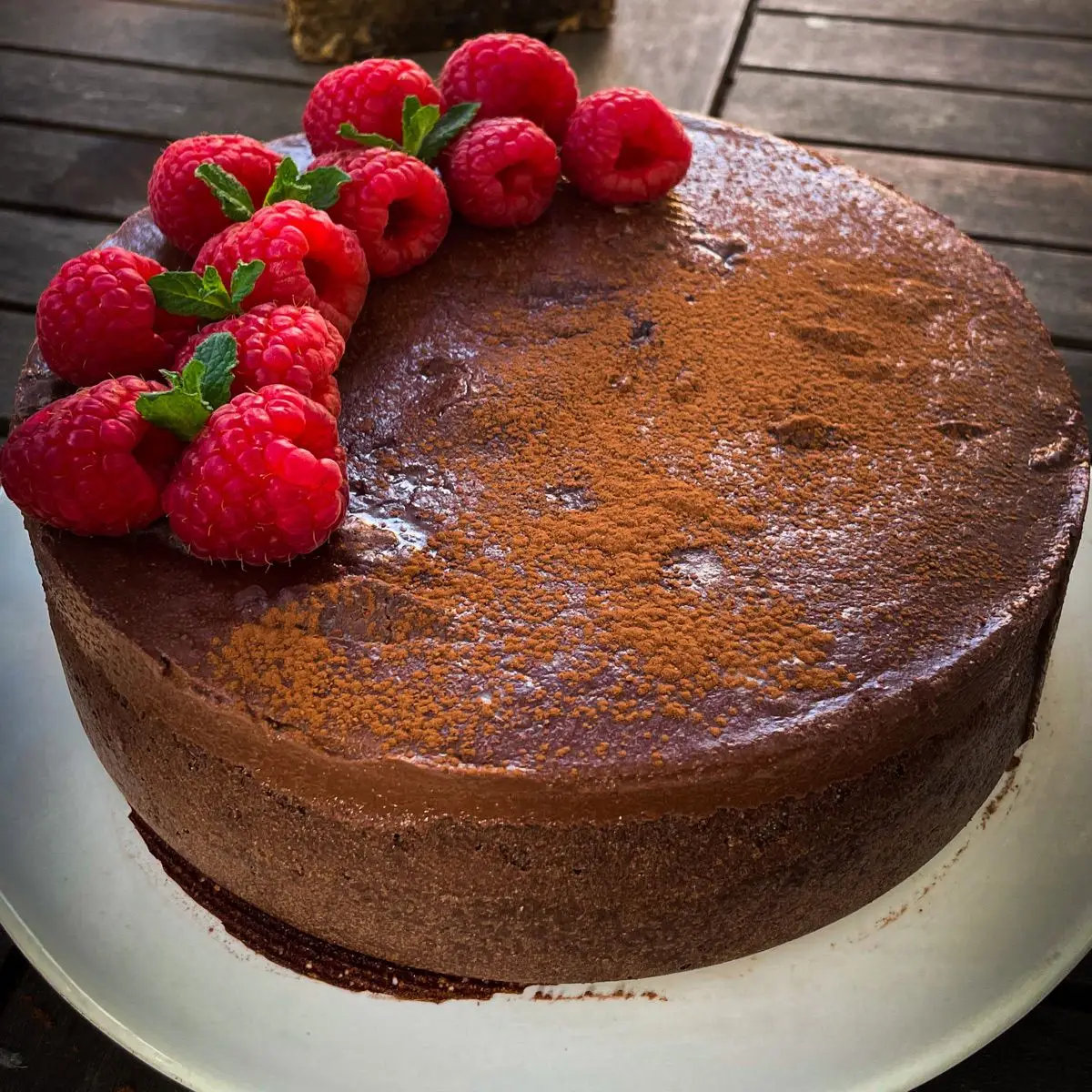 Ricetta TORTA AL DOPPIO CIOCCOLATO e LAMPONI di chiara_healthytales