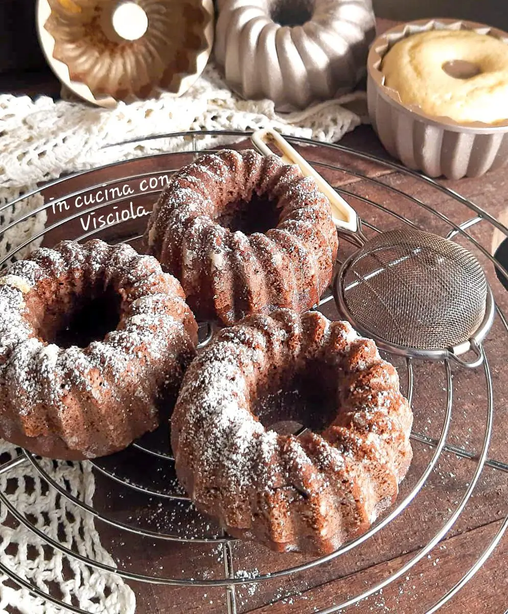 Ricetta Ciambelline all'acqua con cacao di visciola_versilia
