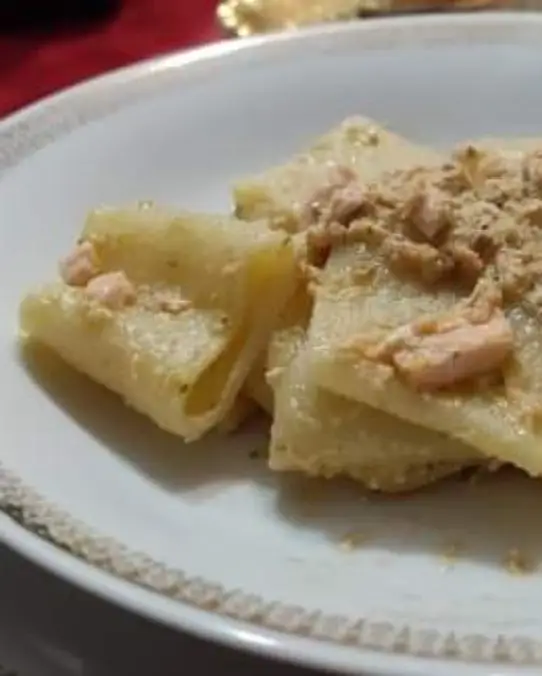 Ricetta Pacheri salmone e pesto di pistacchio di Mariomazzei