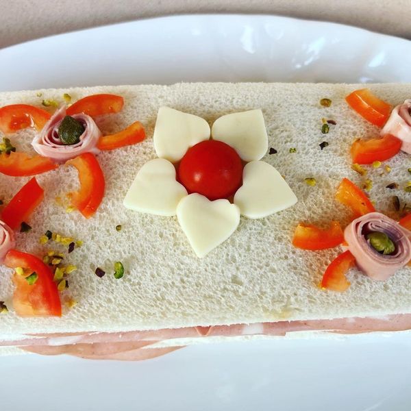 Tramezzino stracchino e mortadella 🌼🌼🌼 Al.ta Cucina